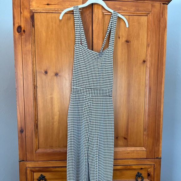 Amuse Society Women’s Cropped Jumpsuit - Picture 3 of 5